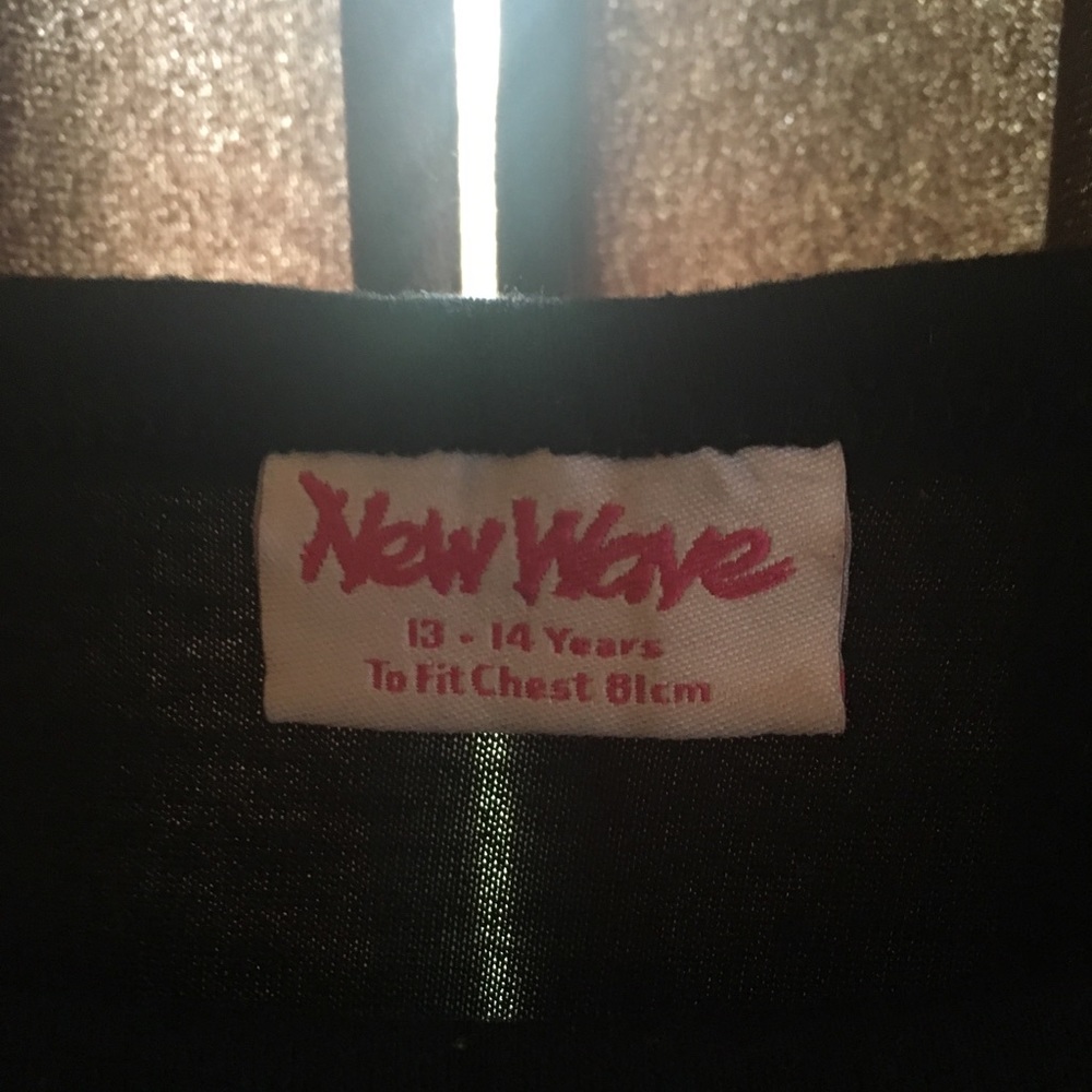 New Wave Top - Picture 3 of 4